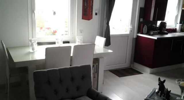 Maison de la Foret, Book Apartment  