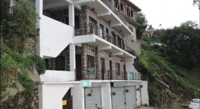 Vanshika Homestay