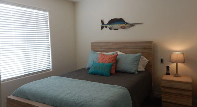 330 San Luis Avenue 3 Bedroom Condo by Redawning