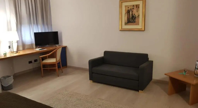 Roero Park Hotel, Prenota Hotel Hotel a Sommariva Perno con parcheggio, Parcheggio