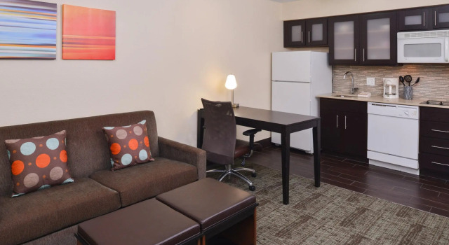 Двухместный люкс c 1 комнатой Staybridge Suites Dallas Addison