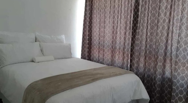 Mthonjeni Residence And Cafe, Забронировать Отель Отели Дурбана 3 звезды, рядом с Здание старого суда, 3*