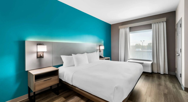 Двухместный люкс Comfort Suites Knoxville West - Farragut