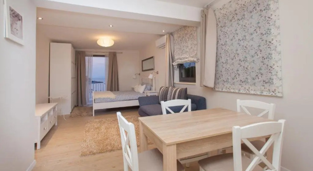 Студия Deluxe Guesthouse Augusta Insula