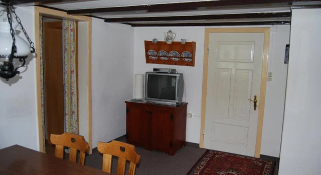 Chalet Mariedl, Book Chalet Hotels in Vorarlberg with Parking, Parking