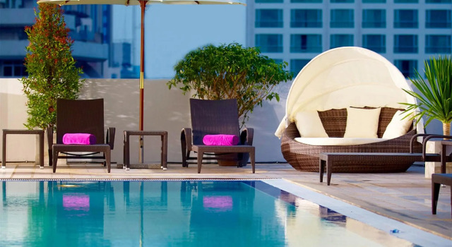 Отель PARKROYAL Suites Bangkok