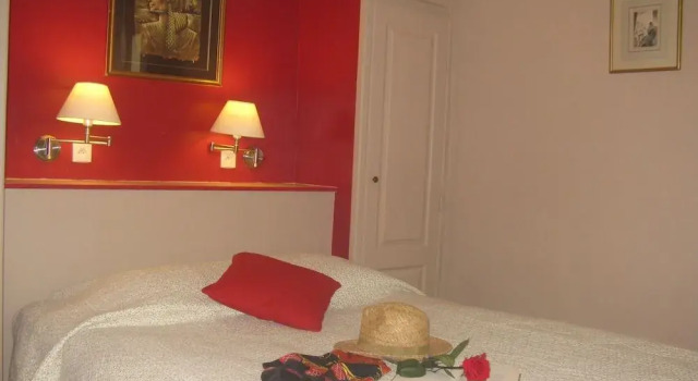 Hotellerie de l'Esplanade, Varaa Hotelli Rians Cadarache