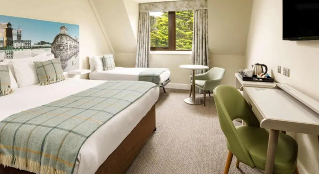Семейный номер Classic Mercure Hull Grange Park Hotel