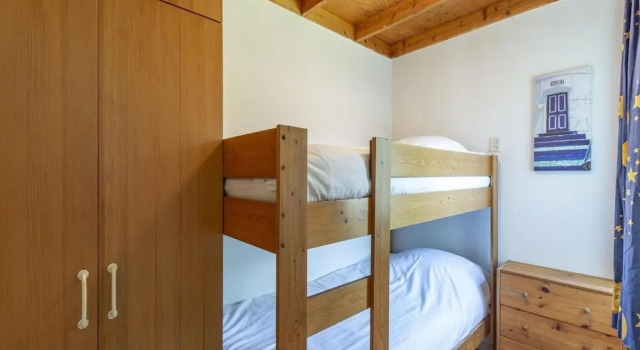 Бунгало Comfort Modern Bungalow Close to the Beach