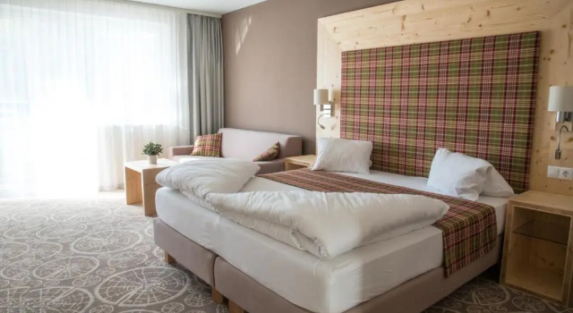 Полулюкс Boutique Hotel Erla