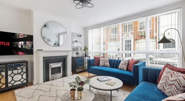 Stunning South Kensington House With 4 Bedrooms, Забронировать Дом для отпуска Виллы Лондона, рядом с Имперский колледж Лондона, Вилла