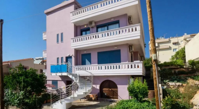 Home Philip II- Overlooks Chania, Забронировать Апартаменты/квартира Ханья периферийная единица Ханья