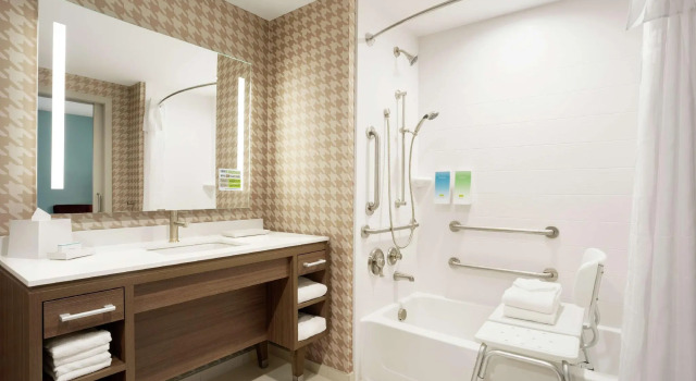 Четырёхместная студия Home2 Suites By Hilton Warminster Horsham