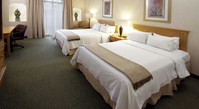 Четырёхместный номер Standard Holiday Inn Express Guanajuato by IHG