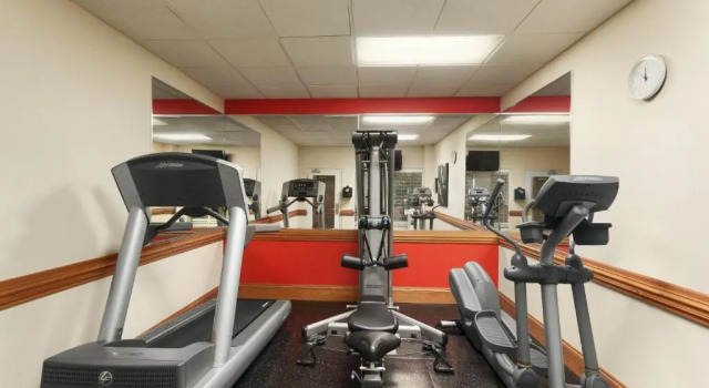 Четырёхместный номер Standard Country Inn & Suites by Radisson, Tifton, GA