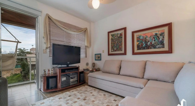 Apartamento com 02 dormitórios
