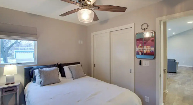 Green Bay Getaway Near Lambeau Field & Resch!, Book Hotel SPA-hoteller i Green Bay, SPA