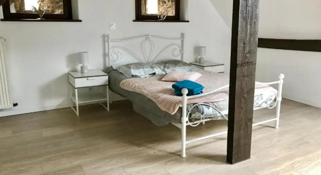 Коттедж с 6 комнатами La Bichurie