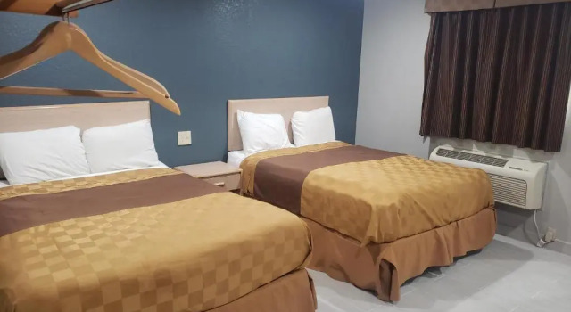 Двухместный номер Standard Village Inn Cotulla