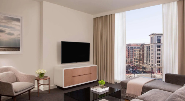 Двухместная студио люкс Sakura Club Conrad Washington DC
