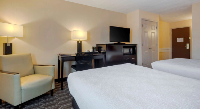 Четырёхместный номер Standard BEST WESTERN PLUS Poconos