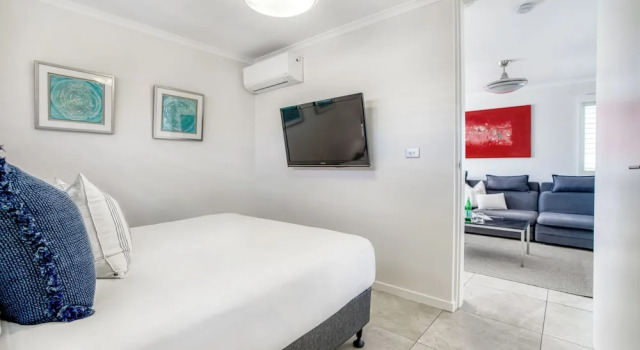Апартаменты c 1 комнатой с балконом и с видом на бассейн Jacaranda Noosa