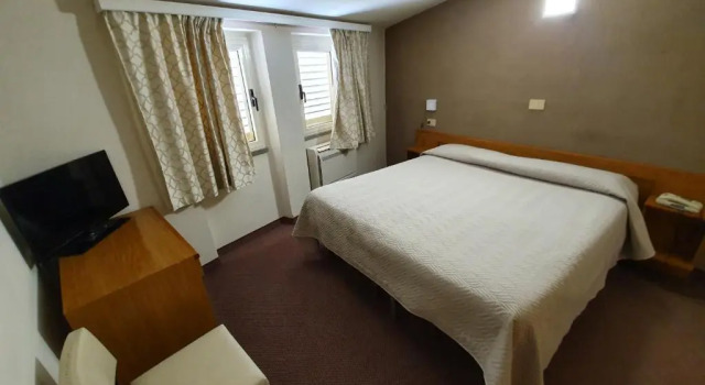 Четырёхместный номер Standard Hotel Giovanna