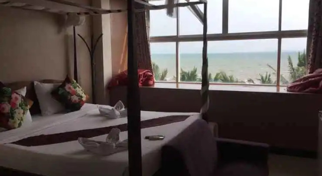 Luxury Penthouse Duplex In Bangsaen, Thailand, Забронировать Отель Бангсэн провинция Чонбури