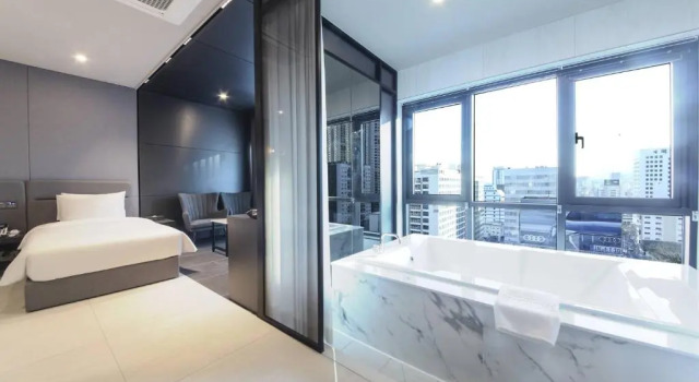 Полулюкс City Hotel the Busan Metro