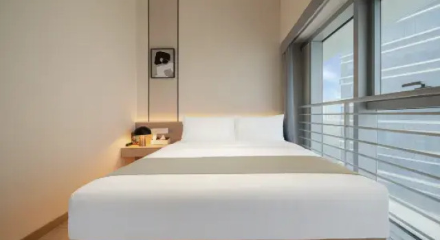 Люкс Executive с красивым видом из окна H Suites Serviced Apartments
