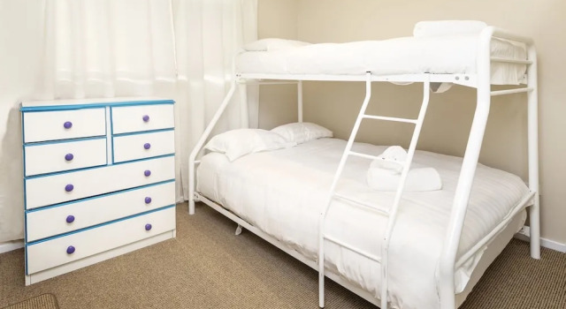 Wendaleigh 8 - Central Unit, Забронировать Отель Отели Джиндабайн 4 звезды, рядом с Озеро Джиндабайн, 4*