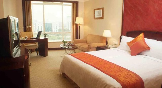 Двухместный номер Executive The Royal Marina Plaza Hotel Guangzhou