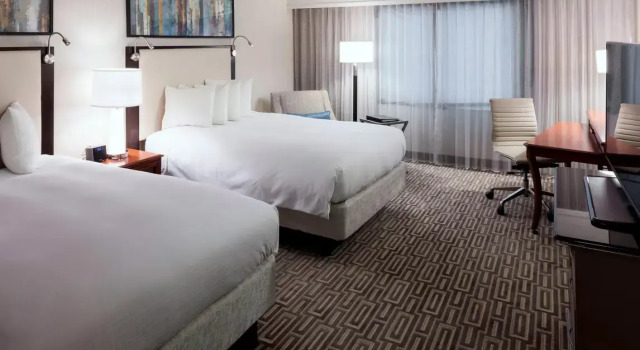 Четырёхместный номер Standard Fairfax Marriott at Fair Oaks