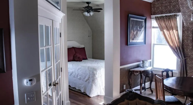Люкс Deluxe McCloud River Bed and Breakfast