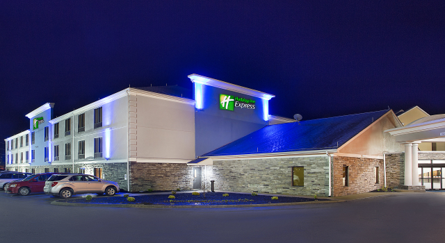 Holiday Inn Express Berea by IHG, Book Hotel Berea Kentucky