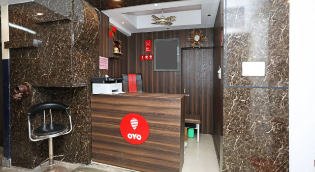 OYO 9193 Hotel Maple, Забронировать Отель Патна штат Карнатака, рядом с Железнодорожный вокзал Патна