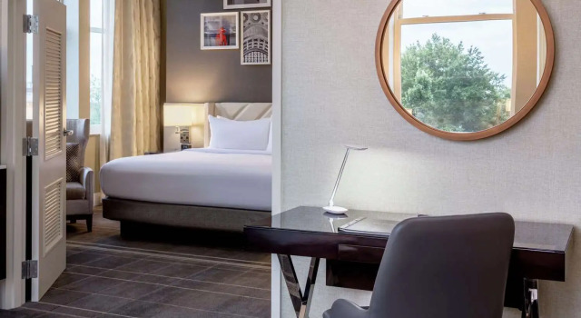 Двухместный номер Standard Hilton Richmond Downtown