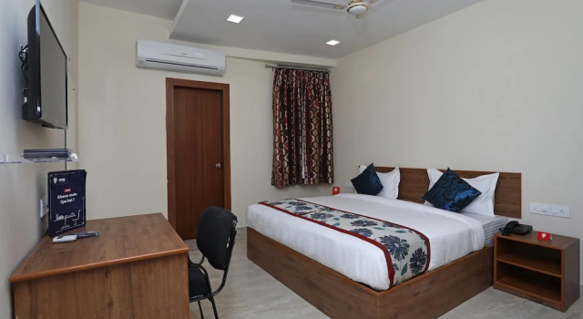 OYO 10176 Hotel Bluebell, Забронировать Отель Отели штата Раджастхана с парковкой, Парковка