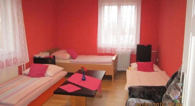Penzion Uran, Rezerwuj Hotel Stráž pod Ralskem Kraj liberecki