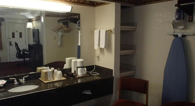 Четырёхместный номер Standard Budget Inn and Suites Corpus Christi