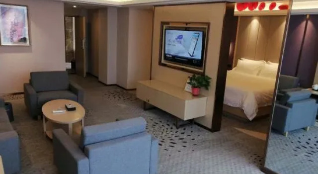 Люкс Lavande Hotels· Yueyang Linxiang Zhongfa