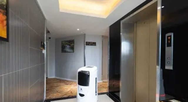 Jintai Commerce Hotel, Varaa Hotelli Hongshan District 