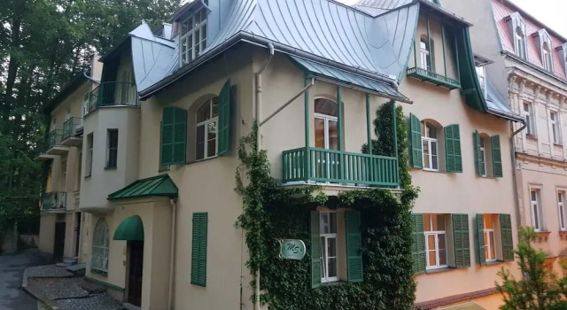Apartman St. Vladimir kirche, Забронировать Апартаменты/квартира Отели Мареанске-Лазне с парковкой, рядом с Colonnade by the Singing Fountain, Парковка