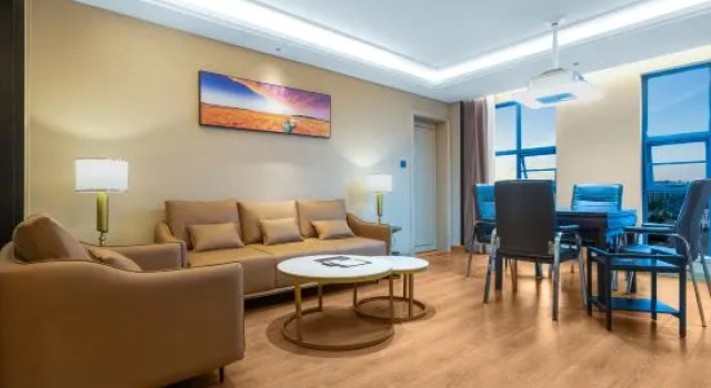 Люкс Vienna International Hotel (Chenzhou High-Speed Railway West Station)