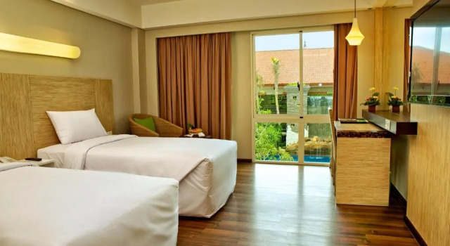 Четырёхместный номер Deluxe Bintang Kuta Hotel