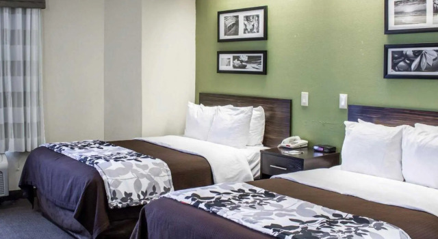 Четырёхместный номер Standard Sleep Inn Garner - Clayton