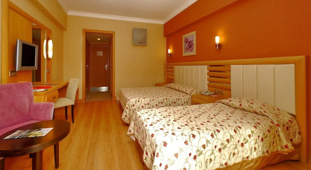Номер Standard с балконом Grand Pasa Hotel
