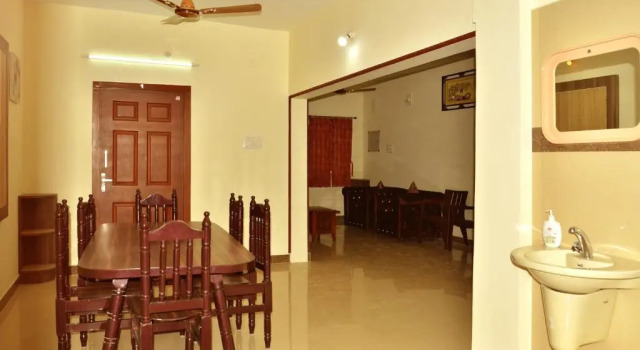 Люкс Hotel GVS Residency