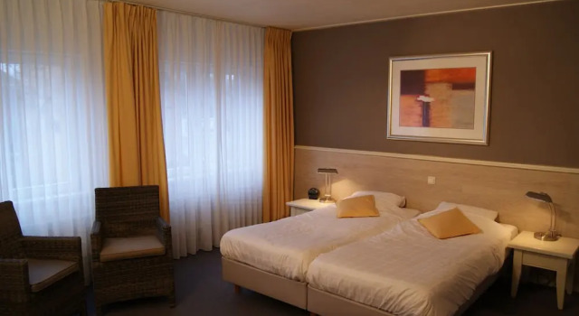 Hotel Marktzicht, Забронировать Отель Отели Твенте с парковкой, Парковка