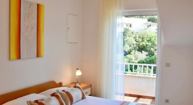 Апартаменты с 3 комнатами с балконом Pervanovo Apartments with Free Parking